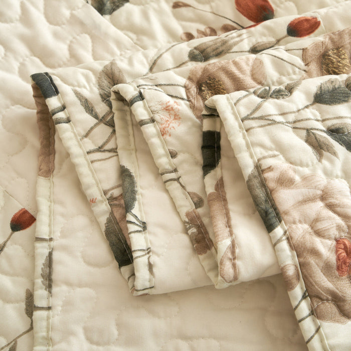 DaDalogy Enchanted Meadow Quilt Set - Victoria Garden Delicate Floral Symphony in Beige, Rose, and Soft Green, Luxuriously Soft Quilted Bedspread Set - DaDa Bedding Collection