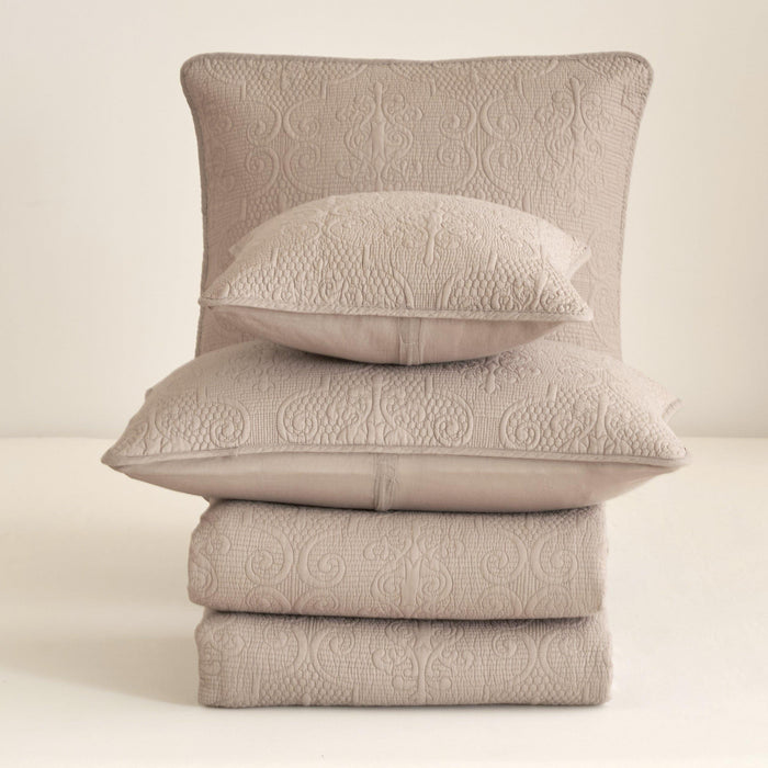 DaDa Bedding Neutral Taupe Beige Sandy Elegant Matelasse Cotton Quilted Bedspread Set (JHW-585) - DaDa Bedding Collection