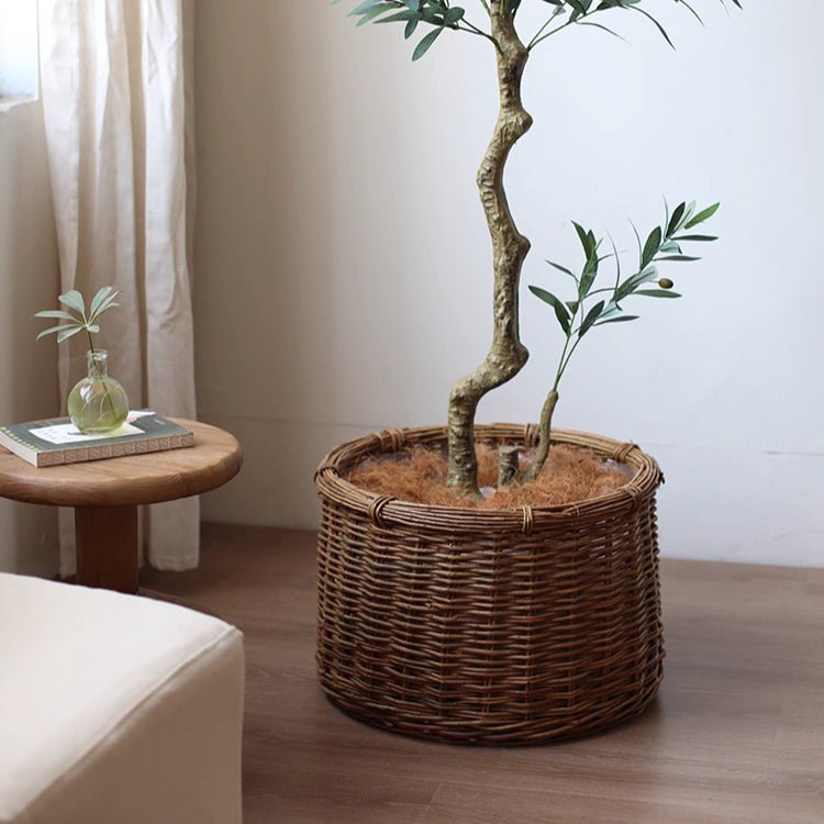 Rustic Round Wicker Planter with Liner (Shipping fees may apply)