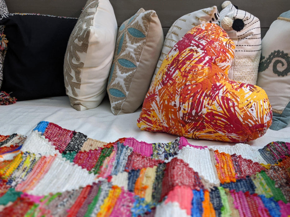 DaDa Bedding Hand-Made Sewn Marble Painted Heart Shaped Reversible Colorful Throw Pillow - 16” x 14” - DaDa Bedding Collection