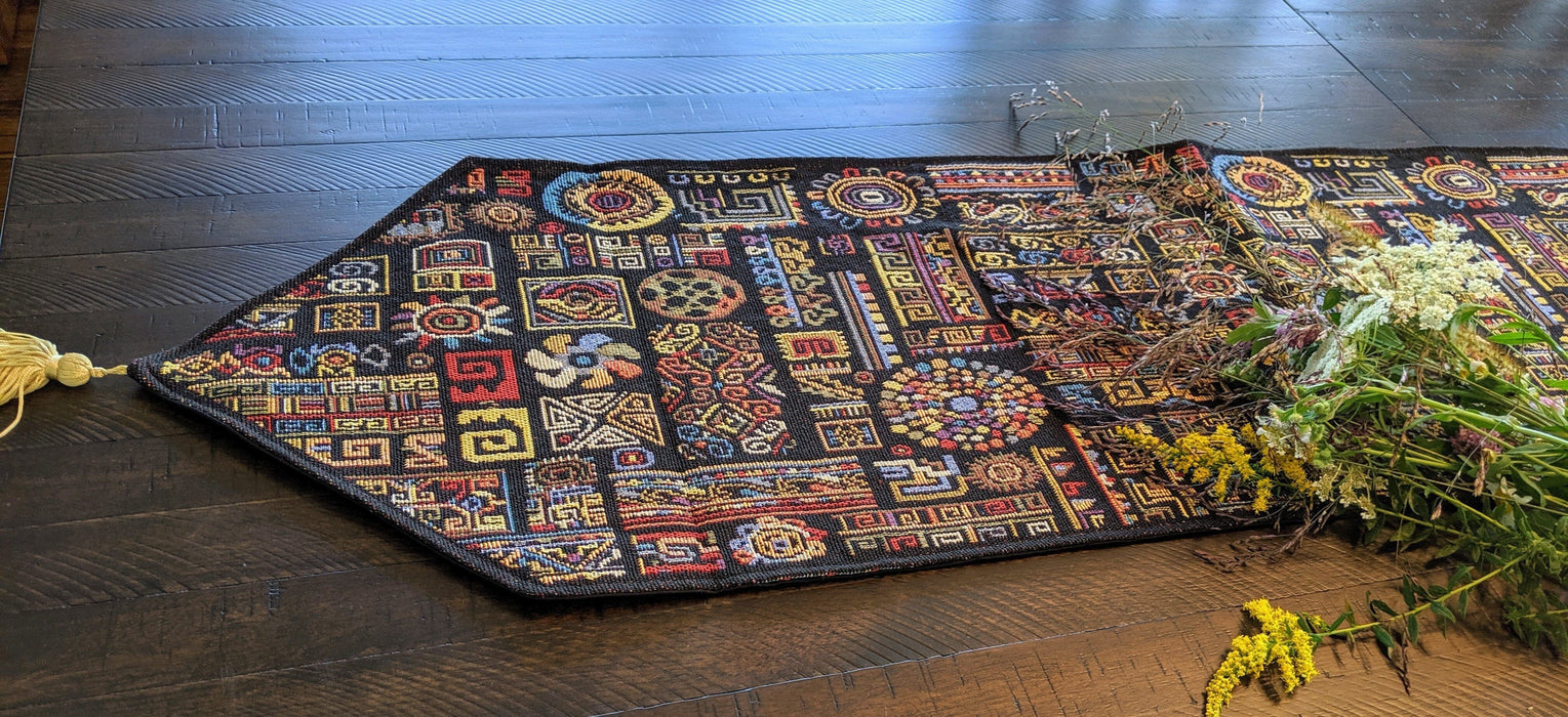 DaDa Bedding Ethnic Ornaments Geometric Black Elegant Woven Tapestry Dining Table Runner (18118) - DaDa Bedding Collection