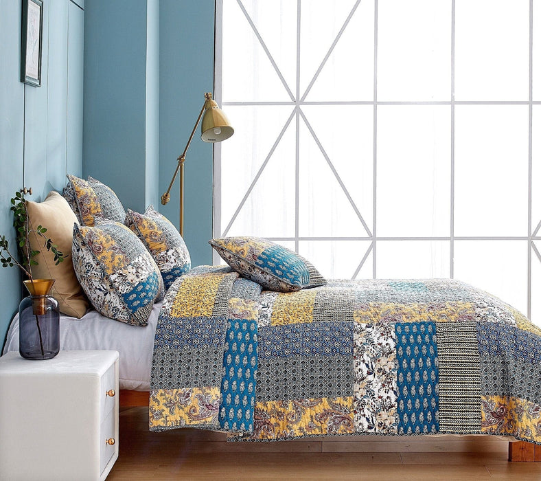 DaDa Bedding Honey Cove Garden Floral Paisley Cottage Patchwork Bedspread Set (JHW-957) - DaDa Bedding Collection