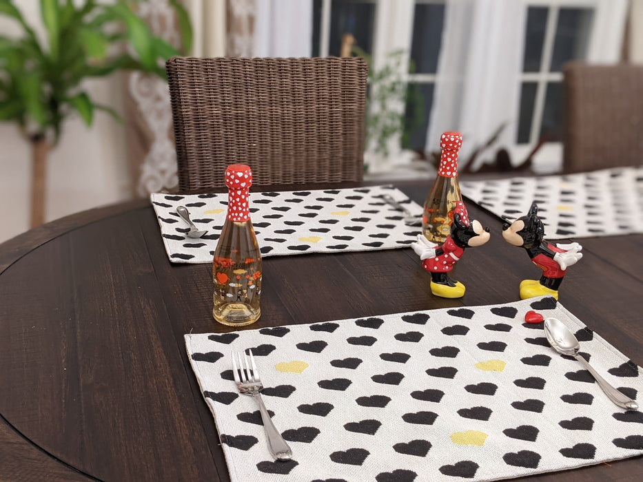 DaDa Bedding Set of 4-Pieces Lovely Yellow & Black Hearts Tapestry Dining Table Placemats 13” x 19” (18113) - DaDa Bedding Collection
