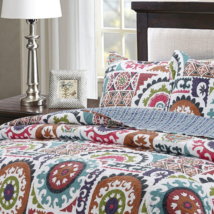 DaDa Bedding Bohemian Floral Wildfire Gardens Colorful Quilted Coverlet Bedspread Set (SD3553) - DaDa Bedding Collection