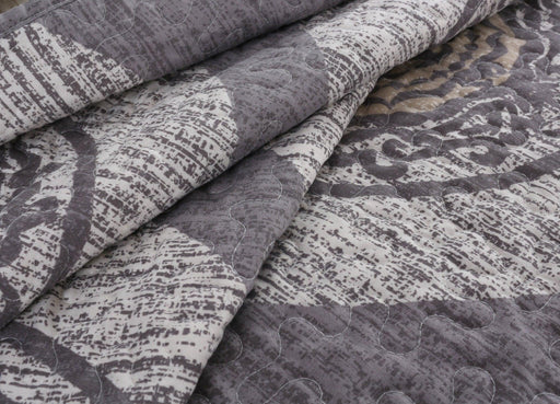 DaDa Bedding Rustic Grey Mosaic Distressed Medallion Reversible Quilted Bedspread Set (SD16299) - DaDa Bedding Collection