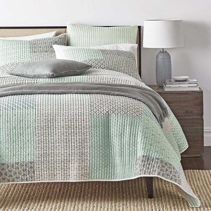 DaDa Bedding Contemporary Mint Green Grey Geometric Cotton Quilted Bedspread Set (JHW-804) - DaDa Bedding Collection