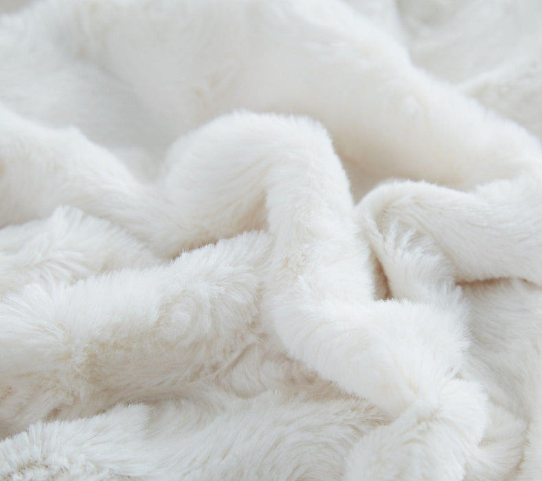 DaDa Bedding Luxury White Roses Fluffy Soft Sherpa Backside Faux Fur Throw Blanket (K11) - DaDa Bedding Collection