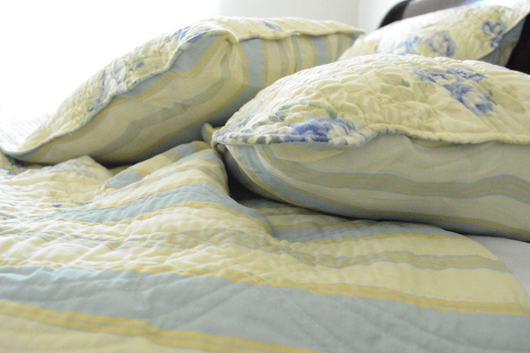 DaDa Bedding Camellia Classic Floral Spring Yellow & Blue Striped Quilted Bedspread Set (DXJ101491) - DaDa Bedding Collection