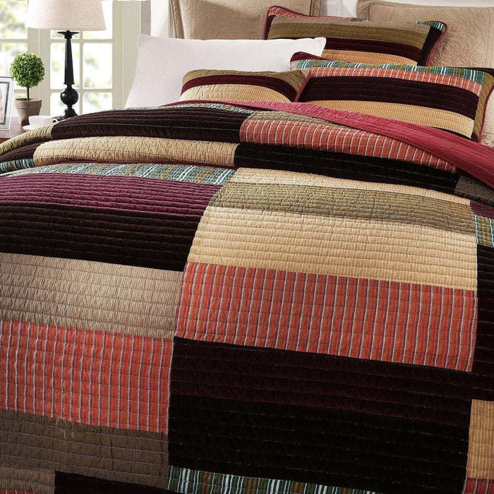 DaDa Bedding Classical Warm Desert Sands Cotton Velveteen Patchwork Bedspread Set (JHW-577) - DaDa Bedding Collection