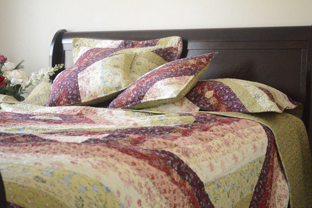 DaDa Bedding Garden Party Cottage Cotton Patchwork Floral Bedspread Set, Twin Size 3-Pieces (DXJ100422) - DaDa Bedding Collection