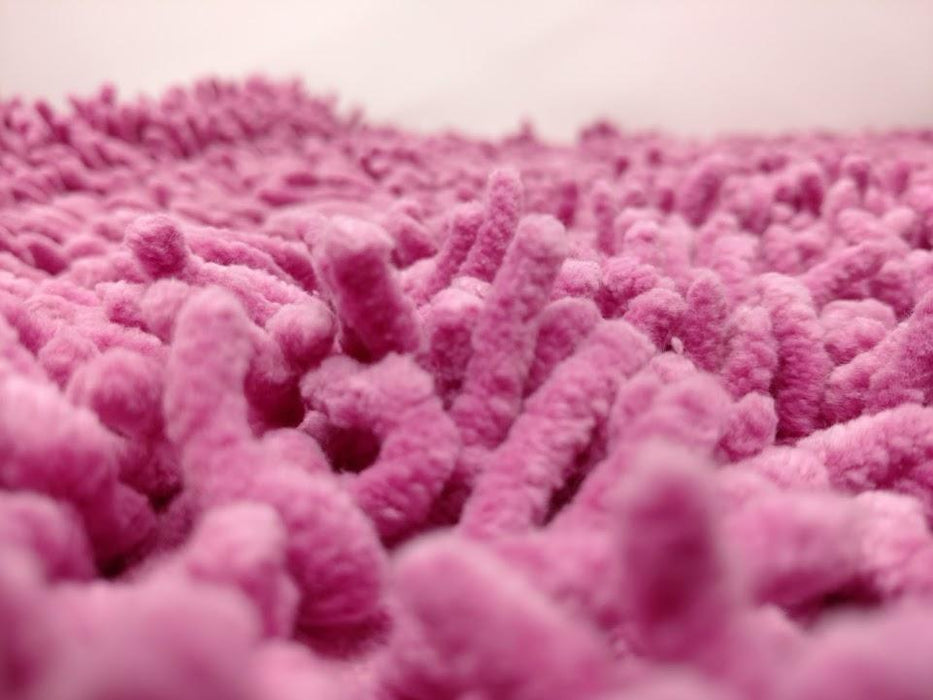 DaDa Bedding Fuchsia Magenta Pink Shaggy Soft Chenille Noodle Carpet Rug Bath Mat - DaDa Bedding Collection